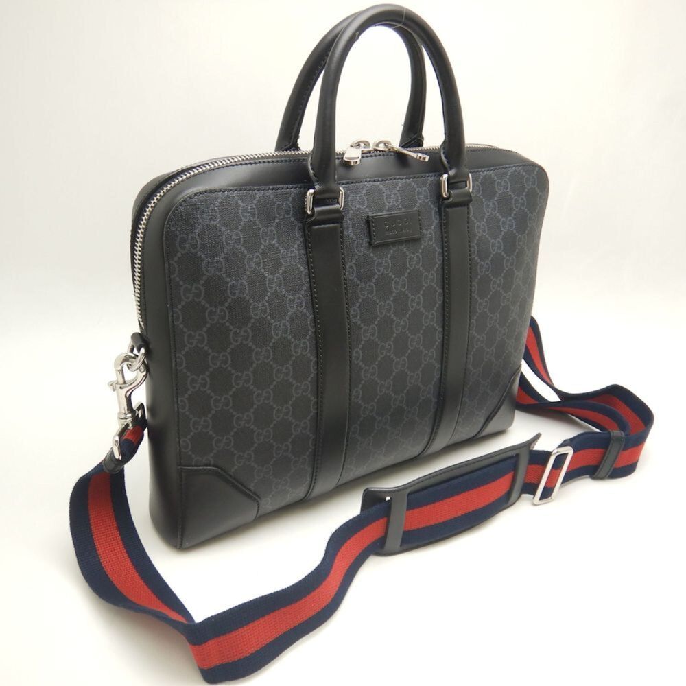 GUCCI Authentic Black Canvas Bag - Picture 2 of 10